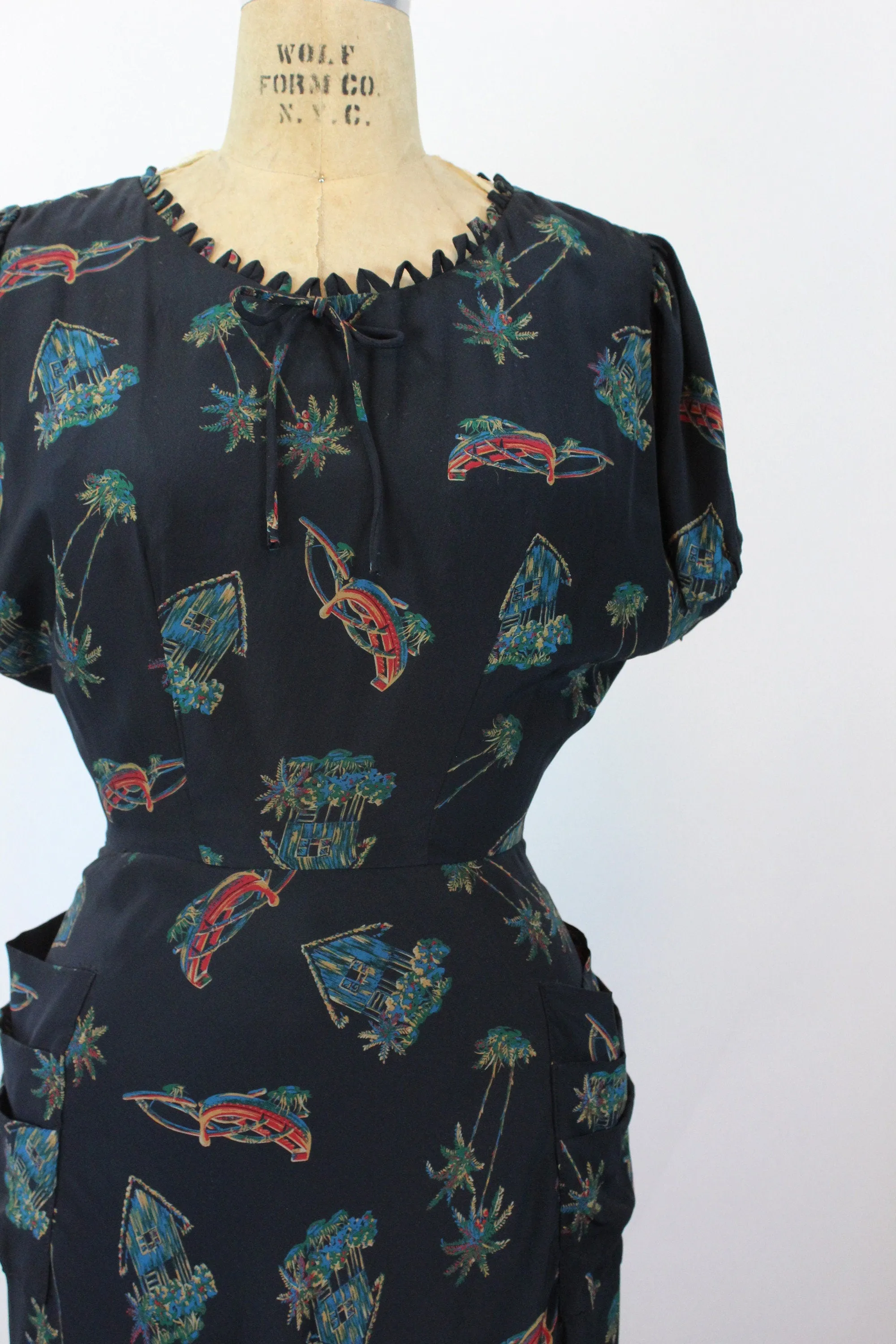 1950s NOVELTY PRINT houses boat palm tree dress medium | new fall