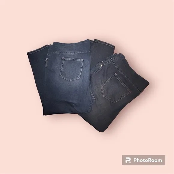 2 Pair Jeans Bundle Lee Women’s Plus 28W Petite