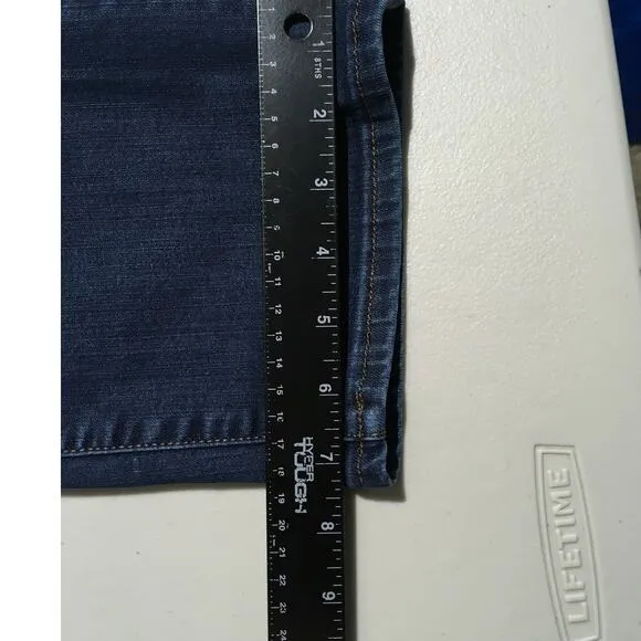 34 Heritage Courage Mid-Rise Straight Jeans 36/32 - Classic, Versatile, Casual