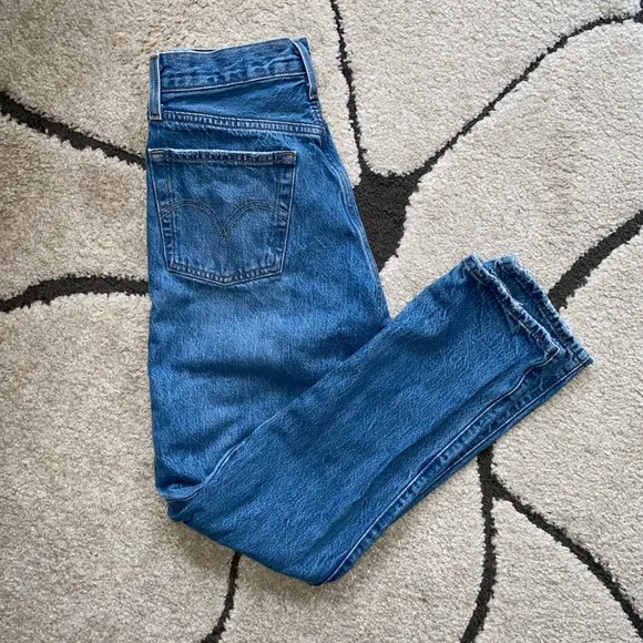 501 Original Fit Distressed Medium Wash High-Rise Jeans
