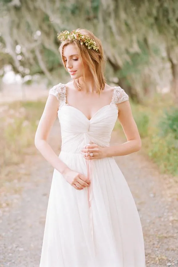 A-line Chiffon Cap Sleeves Wedding Dress with Appliques