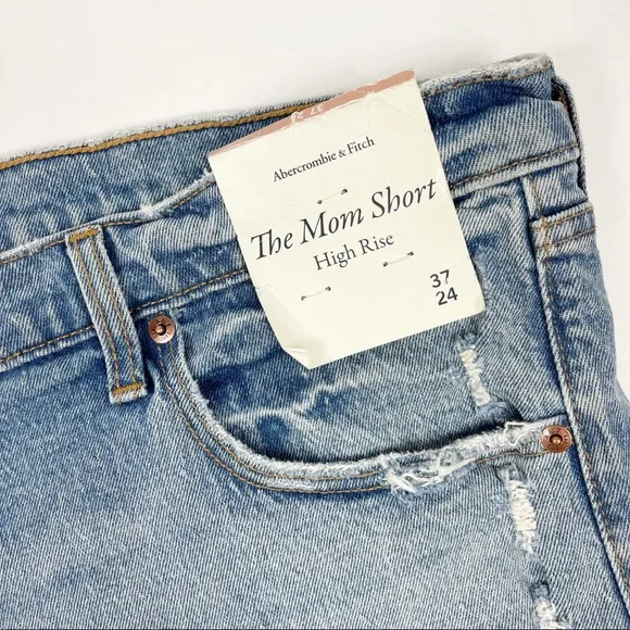Abercrombie &amp; Fitch Mom High Rise Distressed Denim Shorts‎ 24