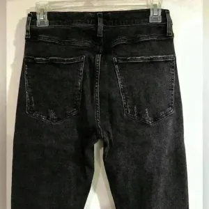 AGOLDE Las Angeles size 28 black distressed jeans in used pre owned condition
