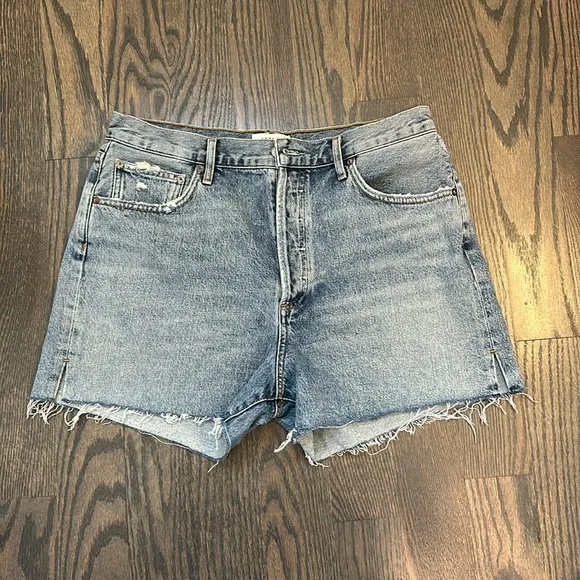 Agolde parker distressed denim shorts 31