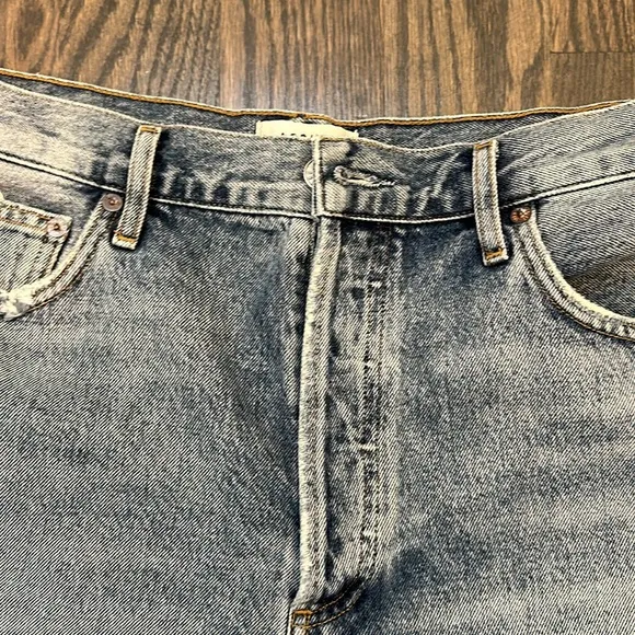 Agolde parker distressed denim shorts 31