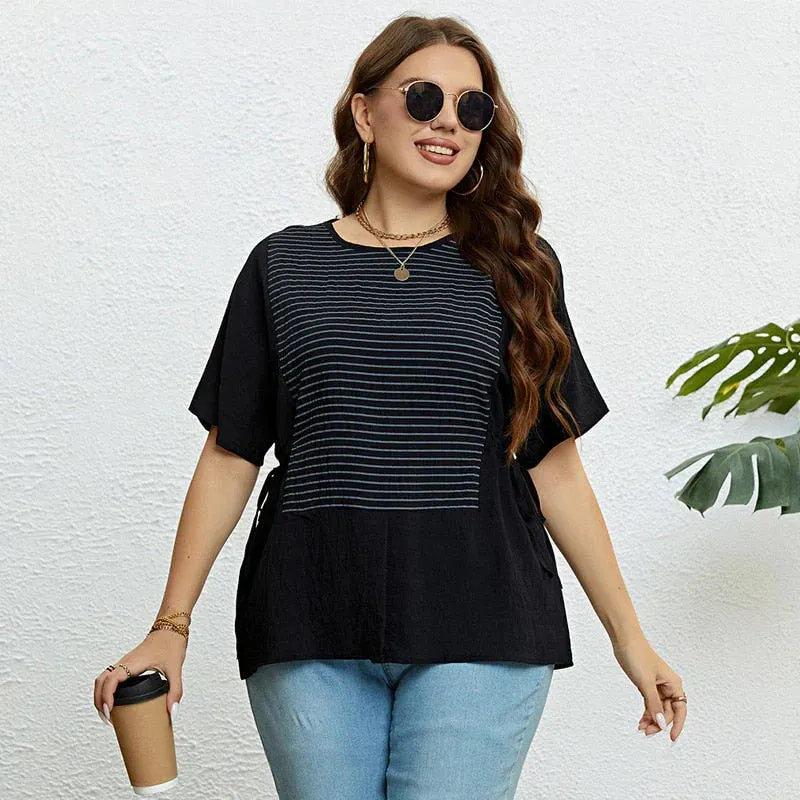 Amira® | Knot Artwork Striped T-Shirt
