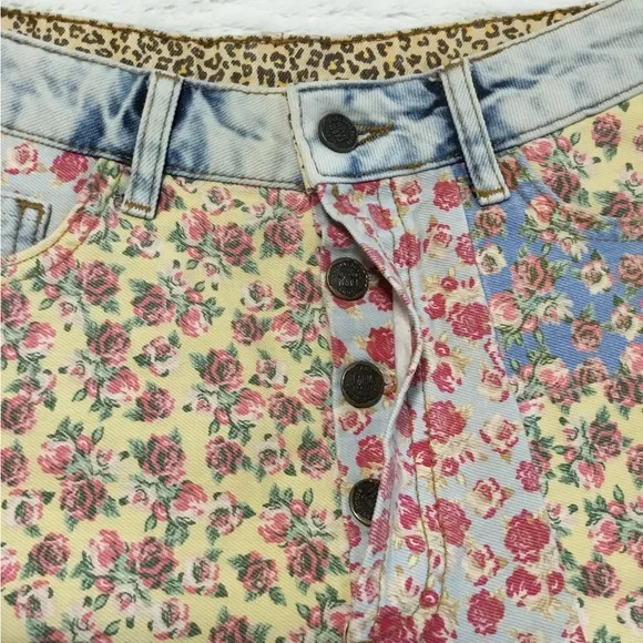 Anthropologie Farm Rio Hi Rise Patchwork Denim Floral Jean Cut Off Shorts sz 28