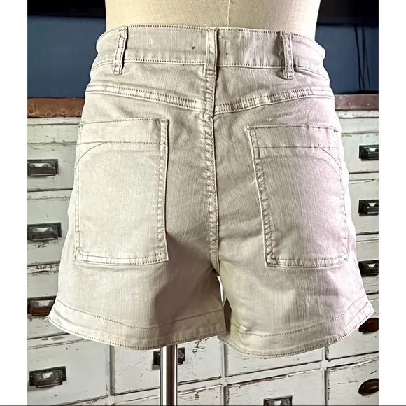 Anthropologie Pilcro Ultra High Rise Denim Shorts Stone NWT New 28