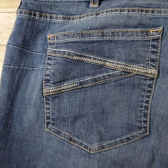 Ariat‎ R.E.A.L. Mid Rise Stretch Presley Stackable Straight Leg Jeans Size 26WR