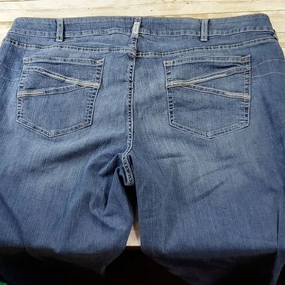 Ariat‎ R.E.A.L. Mid Rise Stretch Presley Stackable Straight Leg Jeans Size 26WR