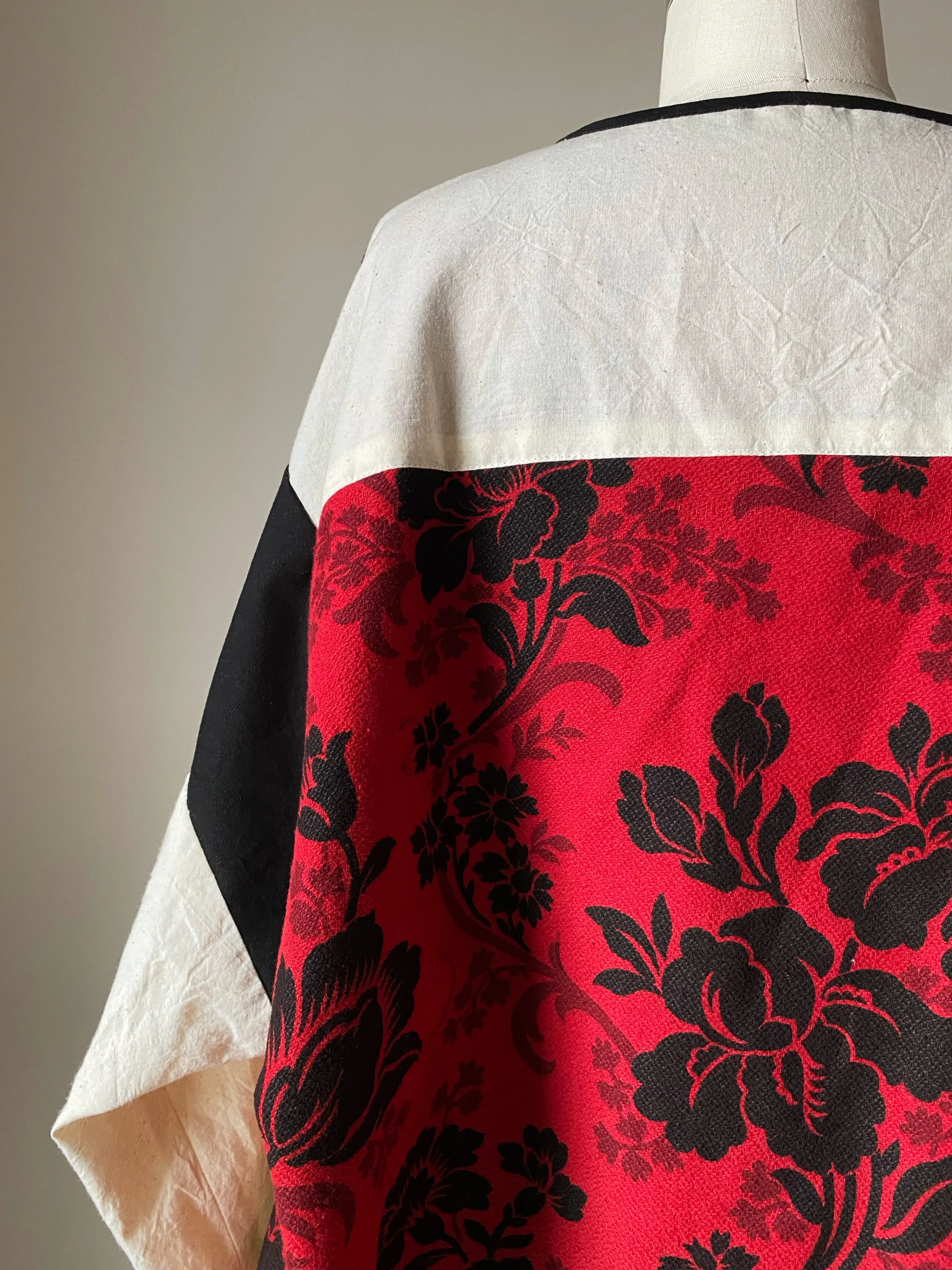 art deco floral patch top