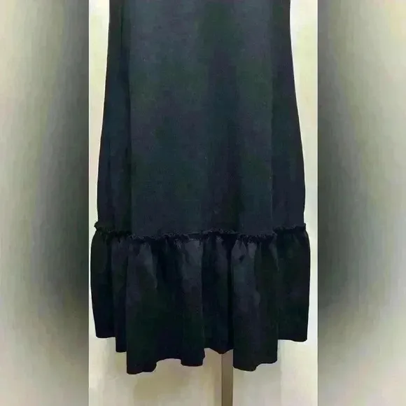 Banana republic Black ponte knit swing dress, size 0 Petite