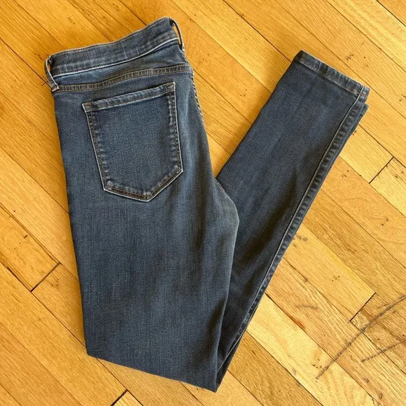 Banana Republic Mid-Rise Skinny Jeans Medium Wash SIZE 30