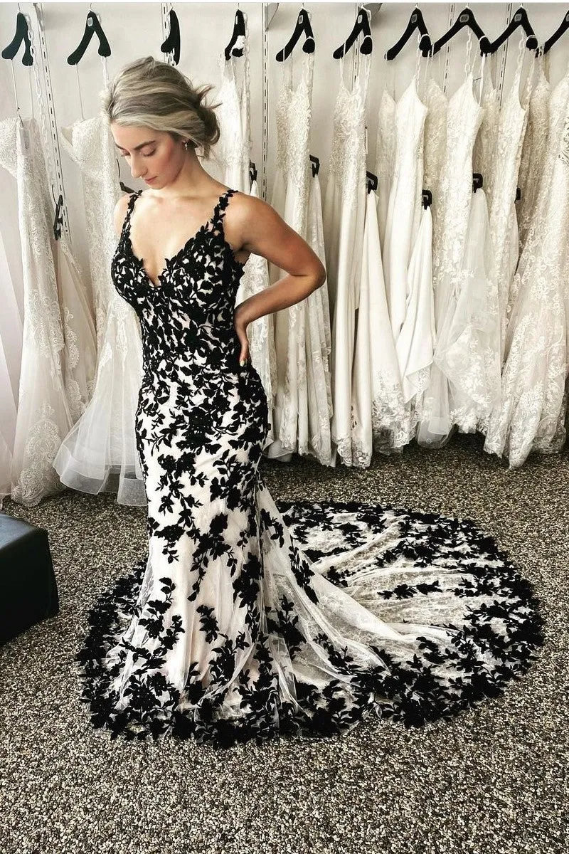 Black Lace Appliques Wedding Gown V-neckline