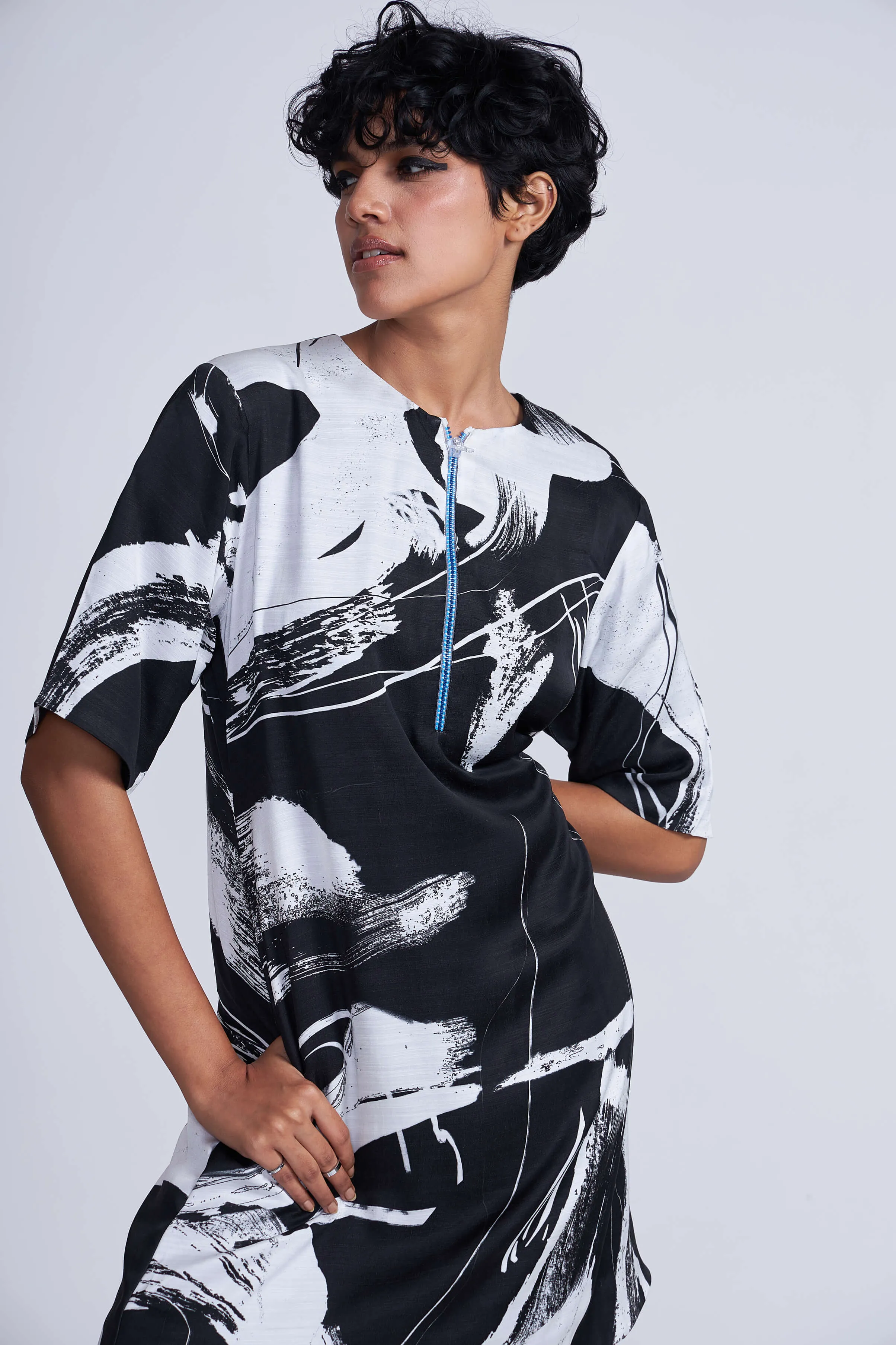Black printed tazaki shift dress