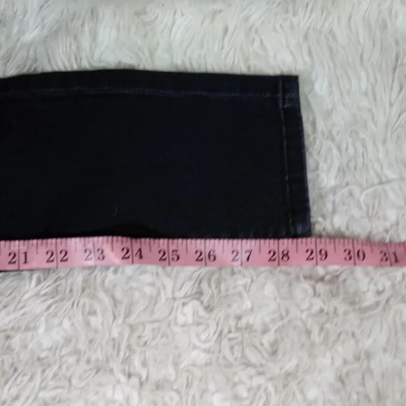 Blank NYC Dark Wash Low Rise Skinny Jeans