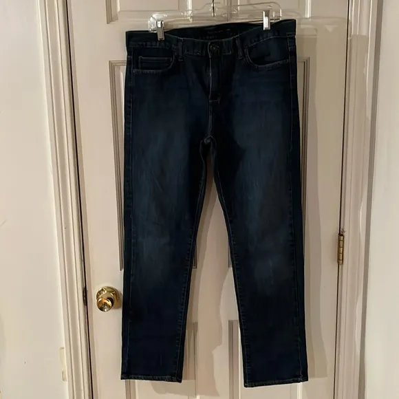 Calvin Klein Jeans size 31 / 12 blue classic straight skinny jeans