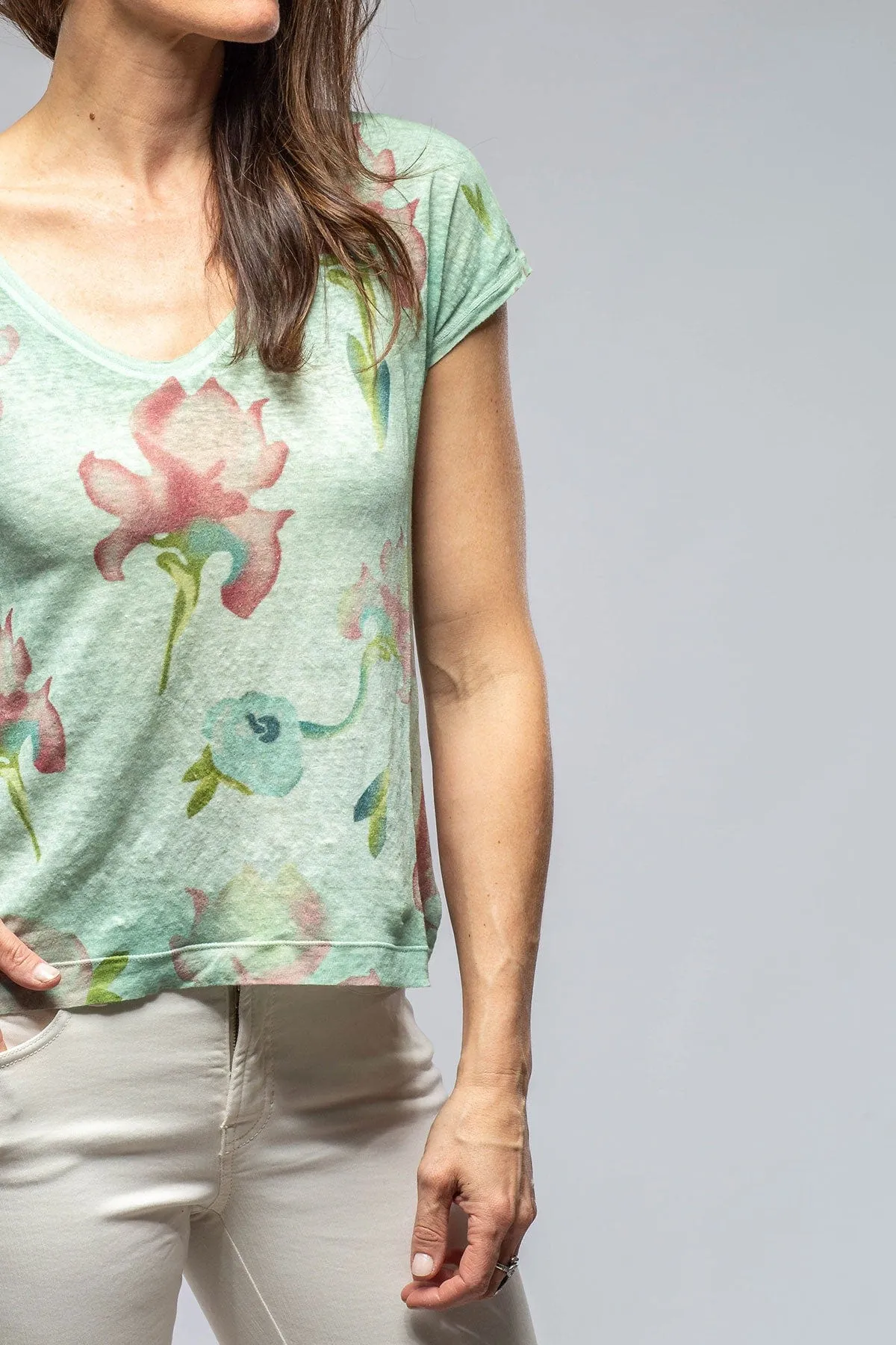 Candi V-Neck Linen T-Shirt In Jade