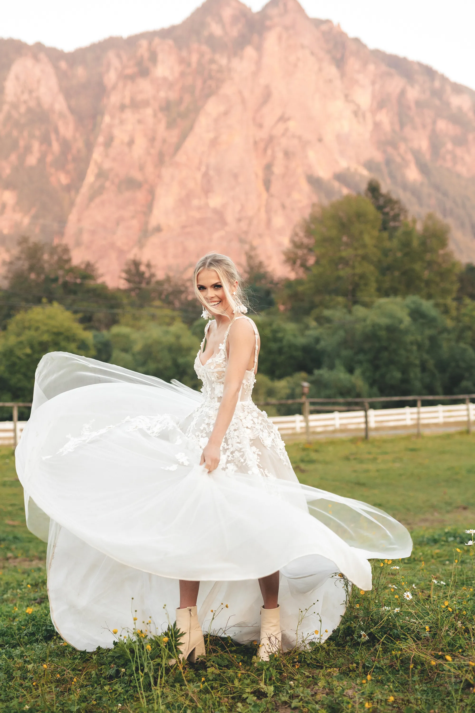 Couture A-line Wedding Gown (#ANNETTA)