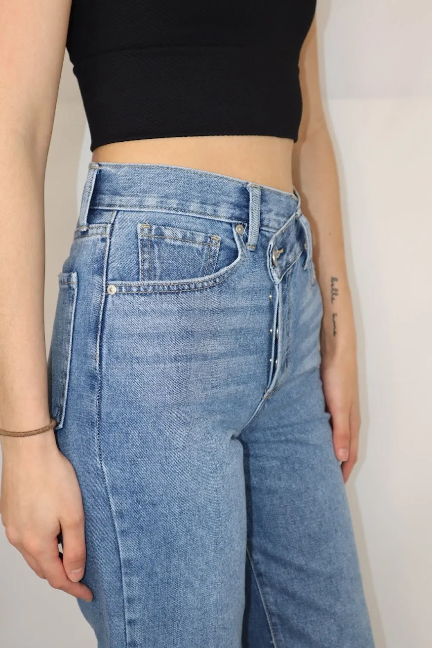 Criss Cross Jeans