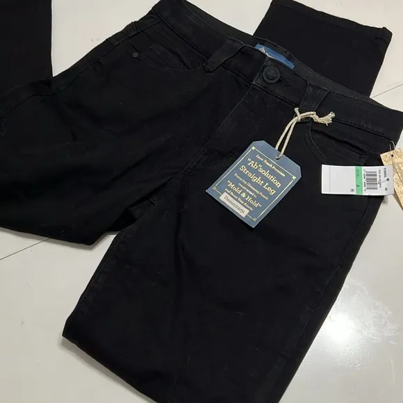 Democracy Ab Solution Straight Leg Black Jeans