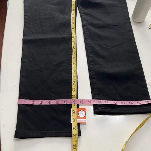 Democracy Ab Solution Straight Leg Black Jeans