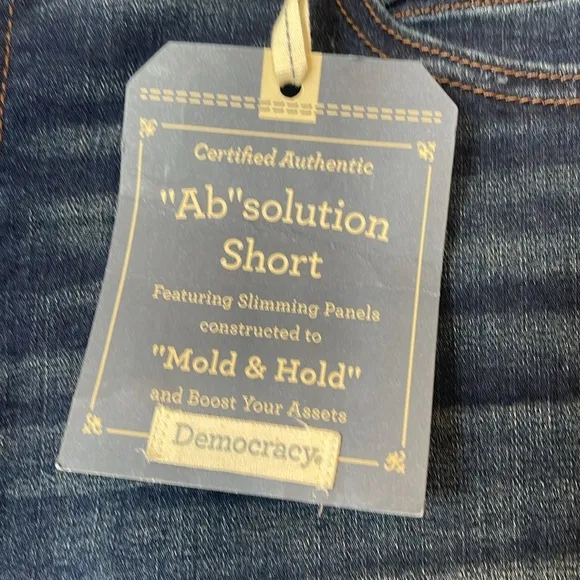 Democracy Absolution Denim Cuffed 5” Jean Shorts Size 16