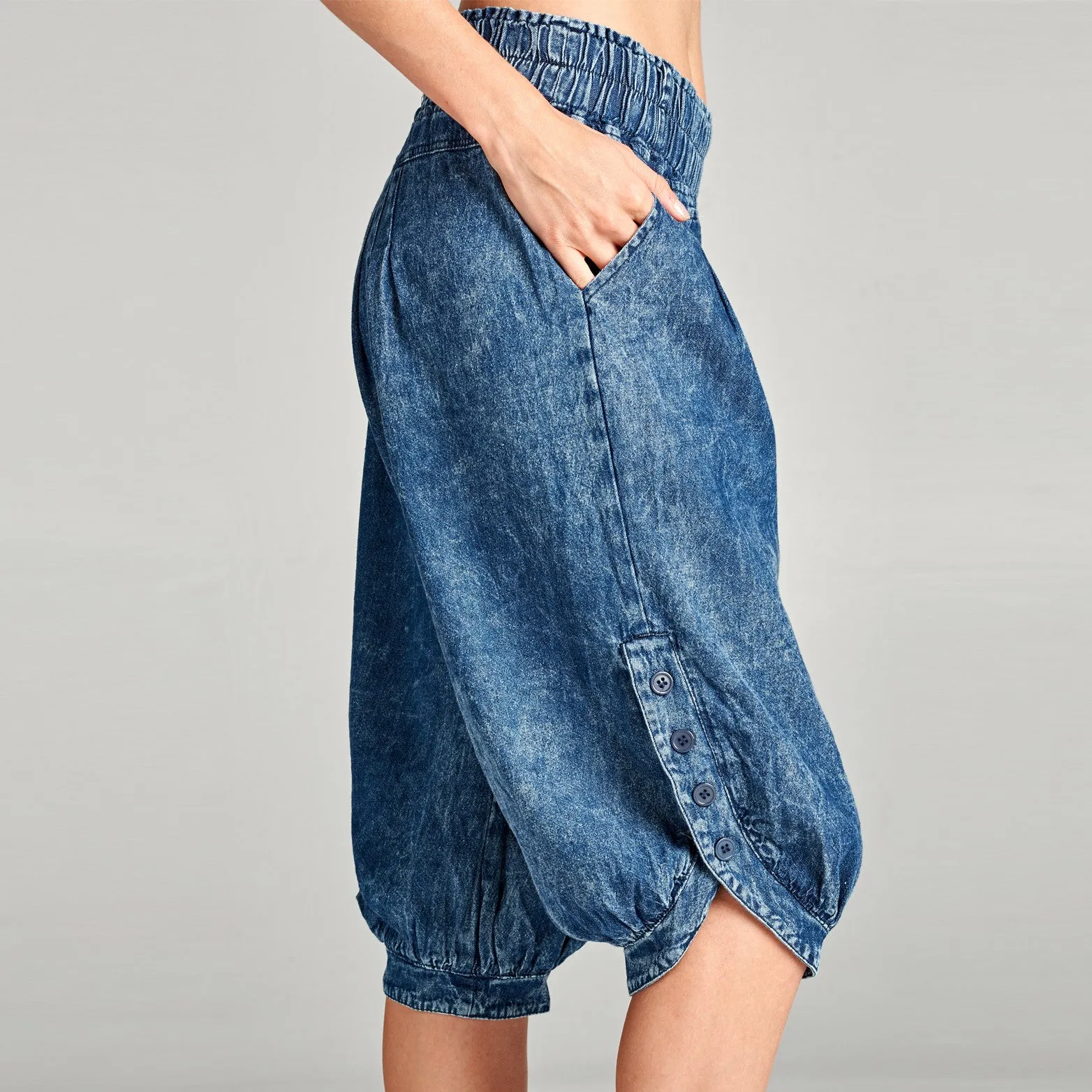 Denim Cropped Pants