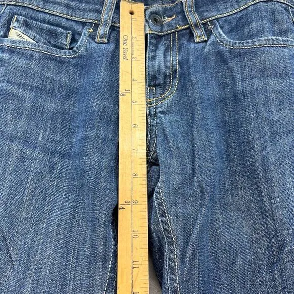 Diesel Liv Women's Straight Jean Size W25 L30 Stretch