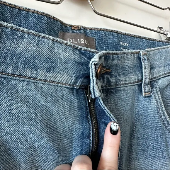 DL1961 • Jerry High Rise Vintage Straight Leg Jeans in Lakewood