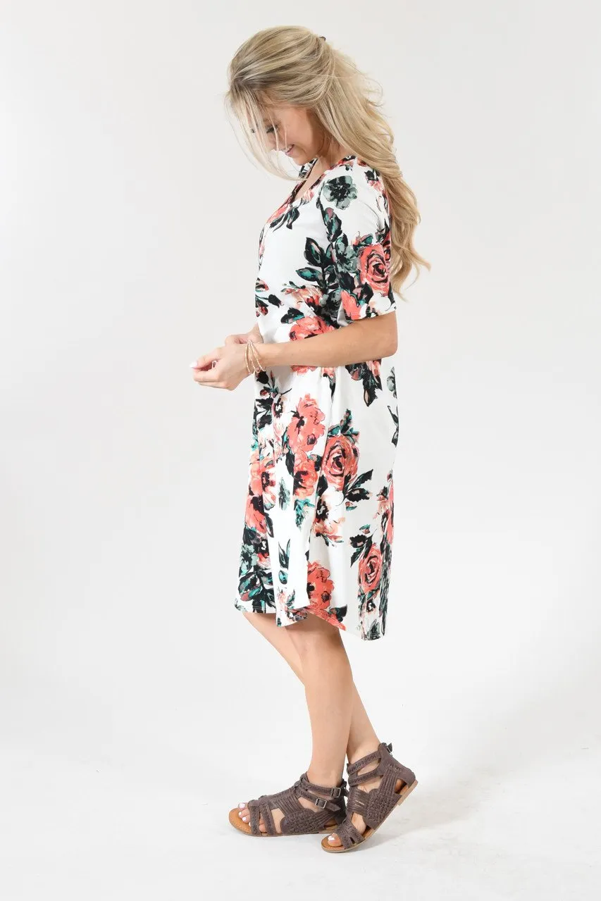 Don't Be Shifty Floral Dress ~ Ivory