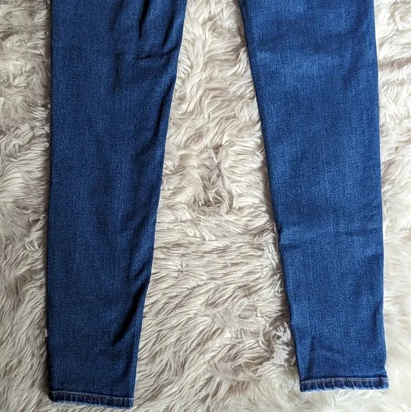 EUC Blanqi Belly Support Skinny Jeans Medium Wash