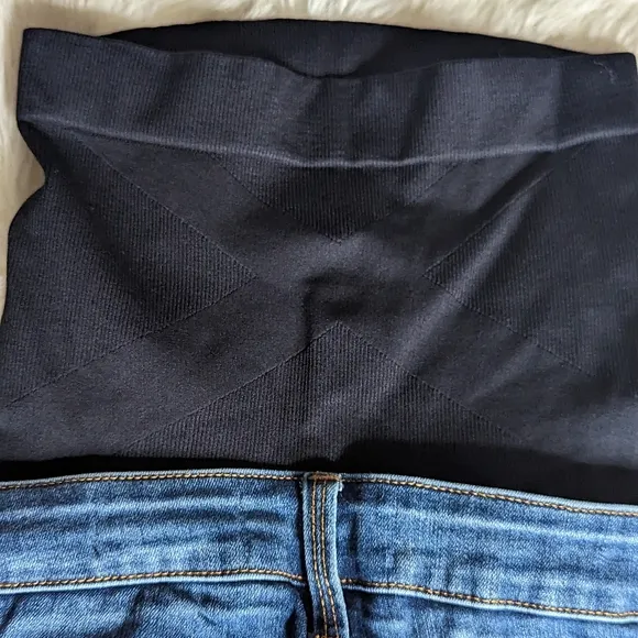 EUC Blanqi Belly Support Skinny Jeans Medium Wash