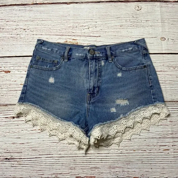 Free People Crochet Lace Trim High Rise Denim Jean Shorts Sz 28