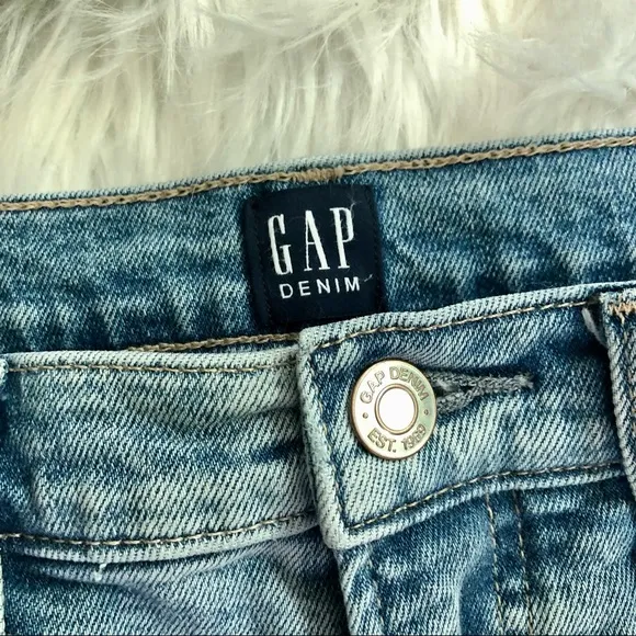 Gap Denim Custom Rebel Bleached and Distressed True Skinny Stretch Jeans, Size 6