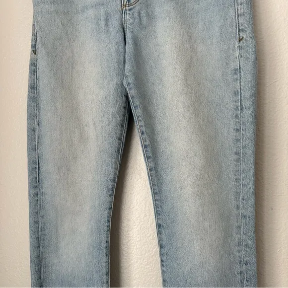 Good American Good Legs Straight Leg High Rise size 4 Light Blue Jeans Denim