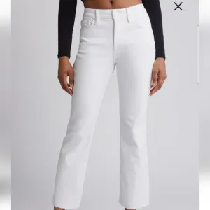 Good American White Straight High Waist Raw Hem Straight Leg Jeans Size 29