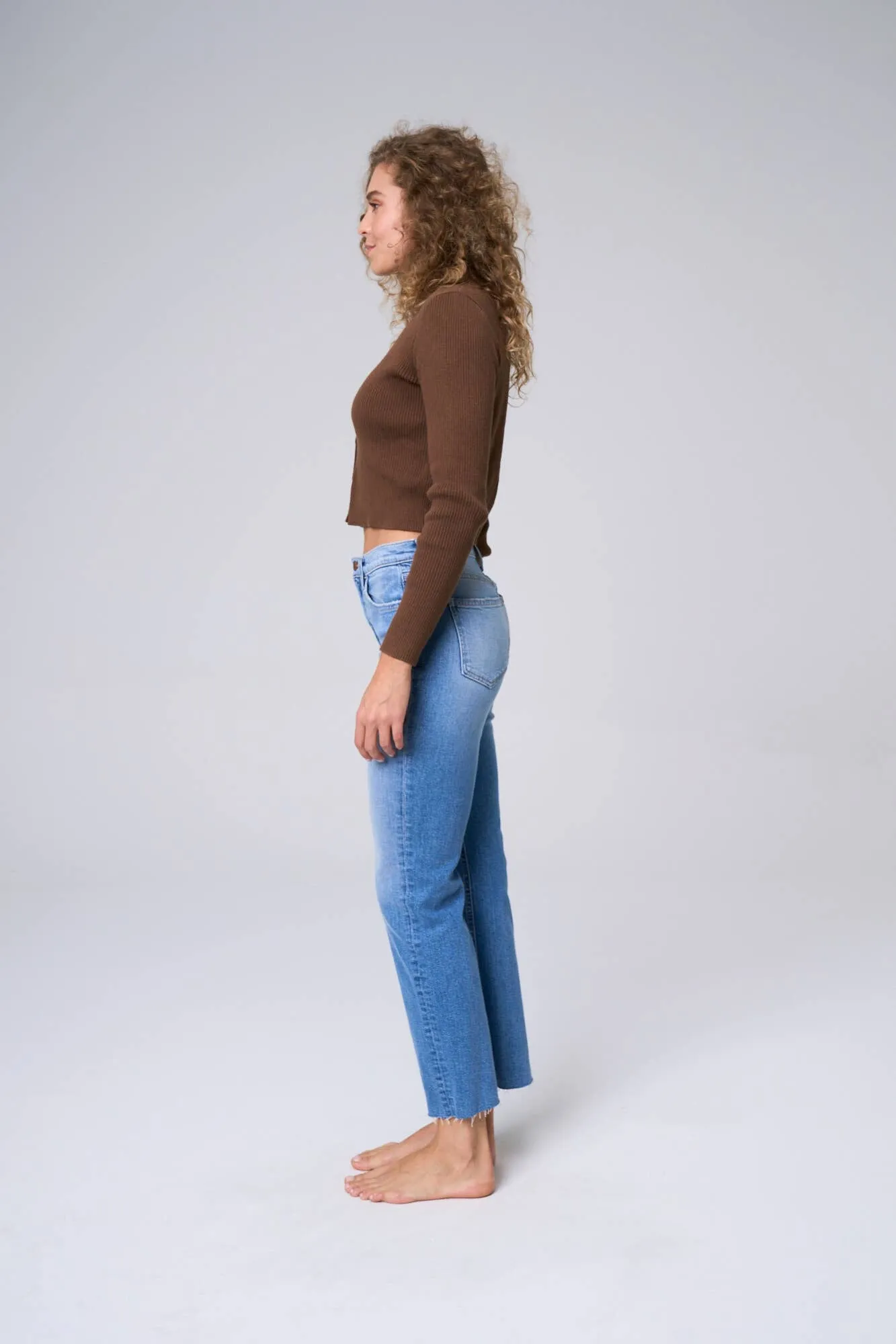 H.RISE COMFORT STRETCH STRAIGHT WITH RAW CUT HEM