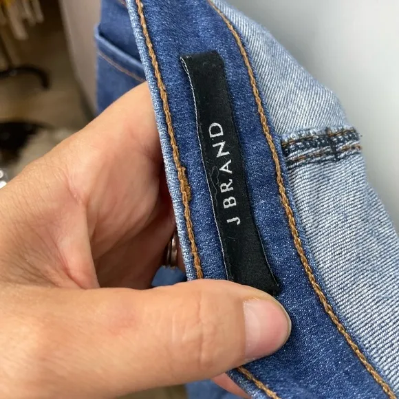 J Brand Skinny Leg Jeans Size 24 NWOT