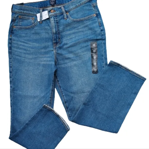 J. Crew Essential Straight Denim Jean 32 #BJ823 Meadow Blue Medium Wash Jeans