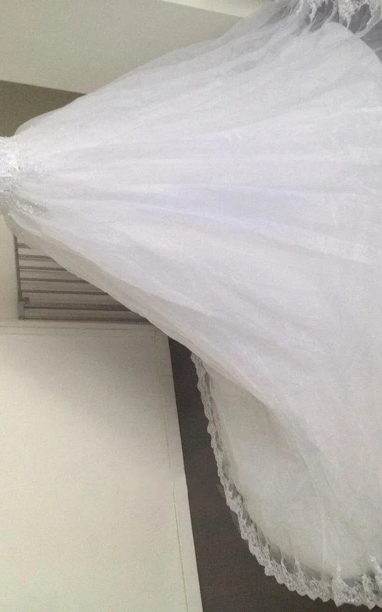 Jewel Neck Sleeveless Appliqued A-Line Beading Tulle Wedding Dress