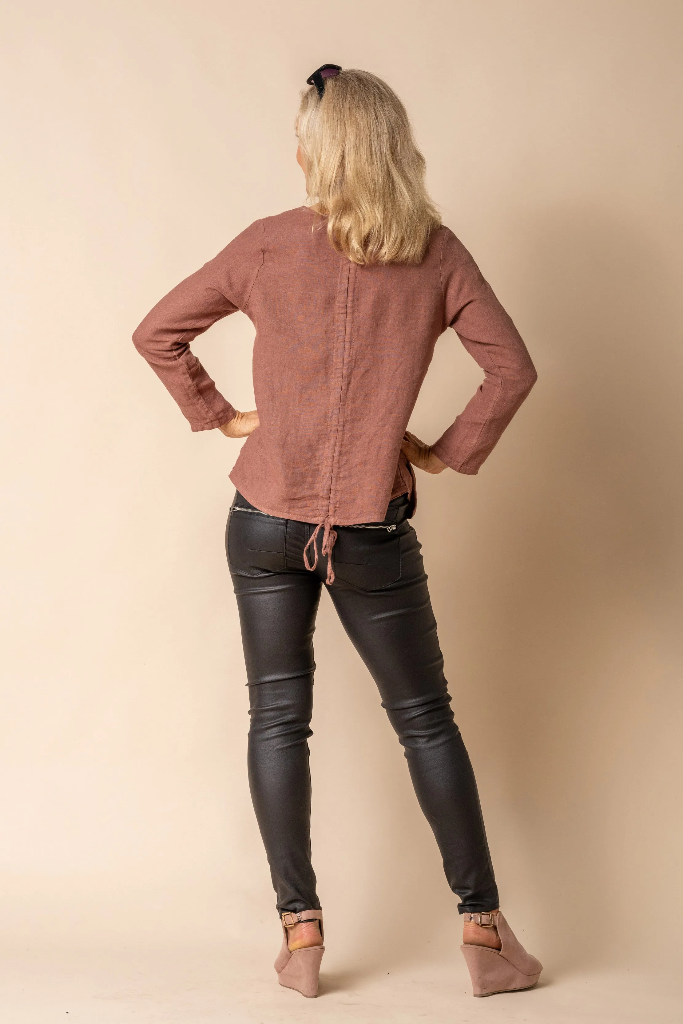 Jodee Linen Top in Nutmeg