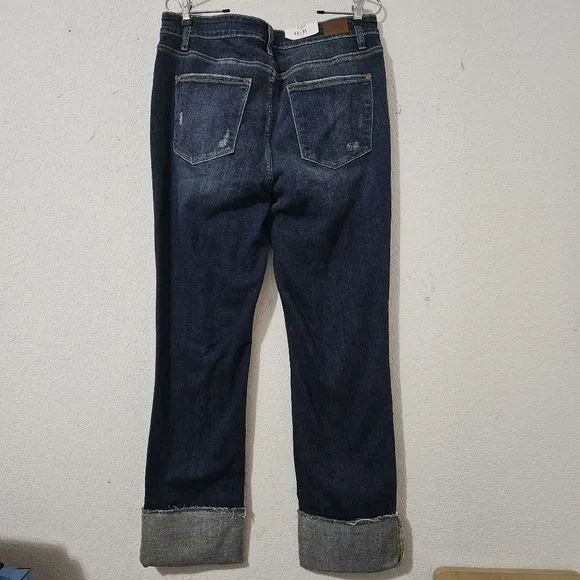 Judy Blue Mid-rise, Straight Fit SALE!
