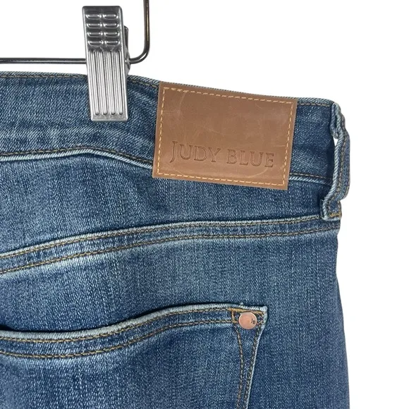 Judy Blue Women’s Shannon High-Rise Straight Leg Jeans Blue Size 16W