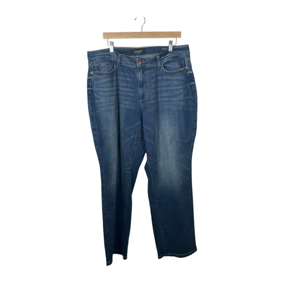 Judy Blue Women’s Shannon High-Rise Straight Leg Jeans Blue Size 16W