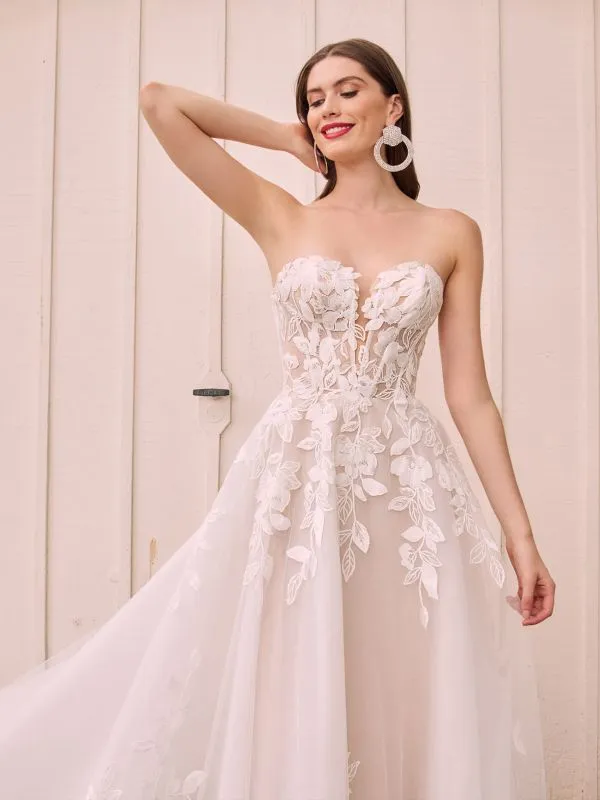 L'amour Size 14 LA22122 Taya Ivory/Skin Gown