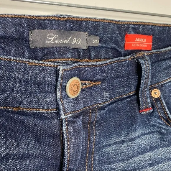 Level 99 Janice Distressed Ultra Skinny Jeans