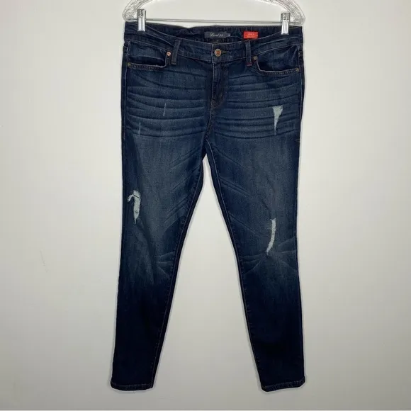Level 99 Janice Distressed Ultra Skinny Jeans