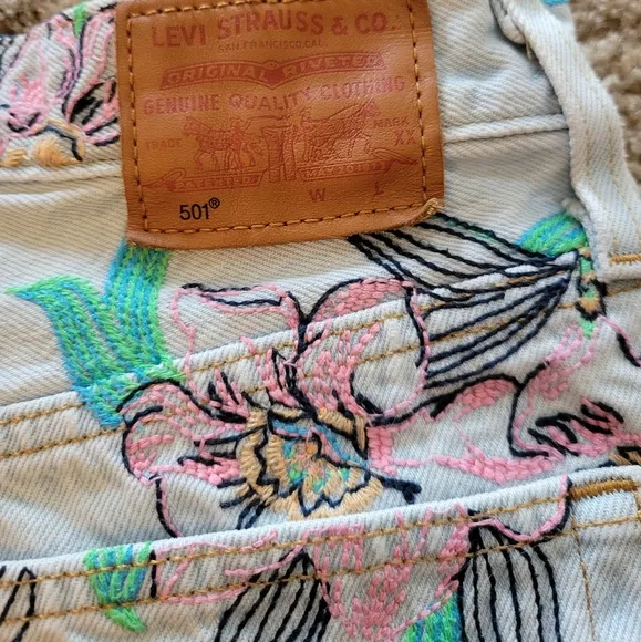 Levi's 501 High Rise Denim Embroidered Floral 24 Shorts