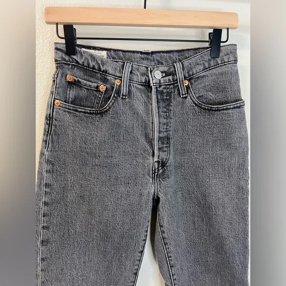 Levi’s Cropped Straight Leg Jeans W26 L26